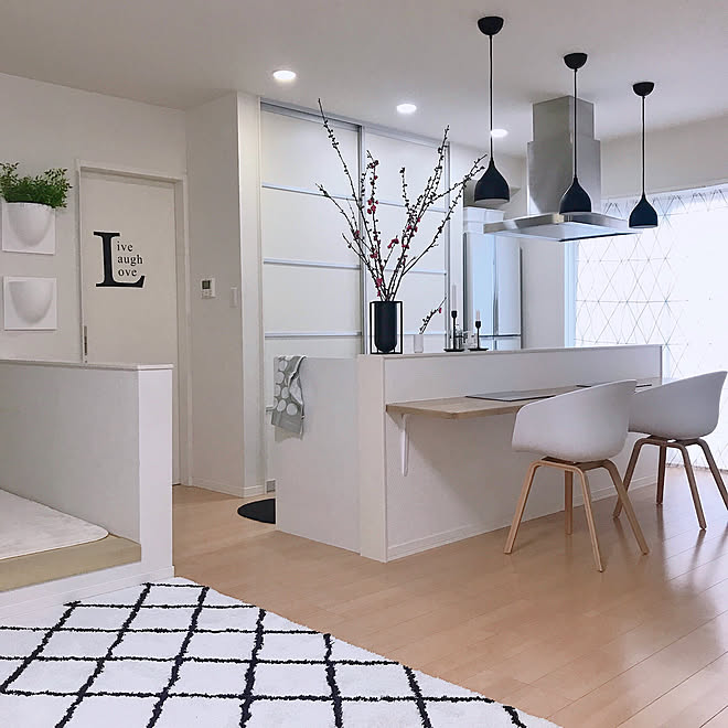 シンプルインテリア モノトーンインテリア 北欧モノトーン モノトーン 北欧家具 などのインテリア実例 03 08 48 49 Roomclip ルームクリップ