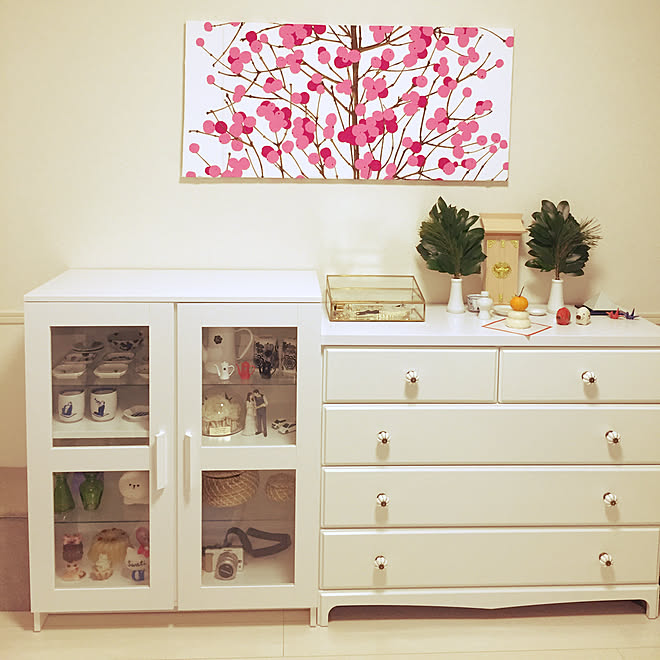 棚 取っ手を付け替え コレクションケース キャビネット 北欧テイスト などのインテリア実例 19 01 05 18 34 11 Roomclip ルームクリップ