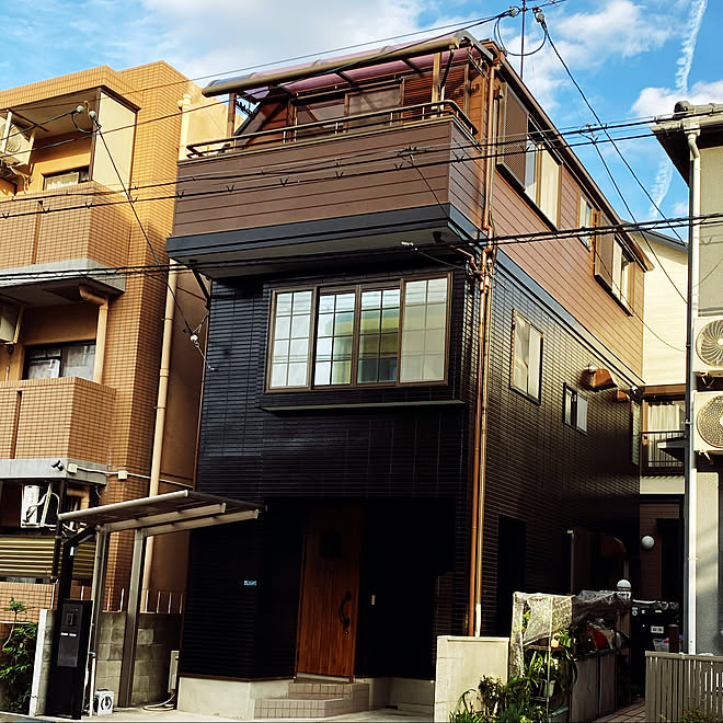 黒い家 中古住宅リノベーション 中古住宅リフォーム 中古一戸建て 家外観 などのインテリア実例 21 05 11 14 44 11 Roomclip ルームクリップ 黒い家 中古住宅リノベーション 中古住宅リフォーム 中古一戸建て 家外観 などのインテリア実例 21 05 11 14 44 11 Roomclip ルームクリップ