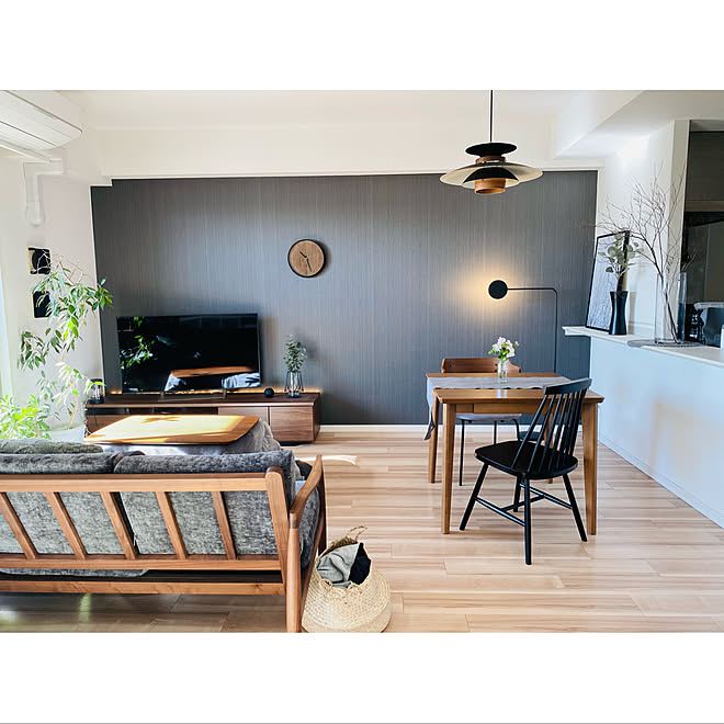 ウォールナット好き♥︎/こたつのある部屋/グレーインテリア/中古マンション/マンション&hellip;などのインテリア実例 20210209