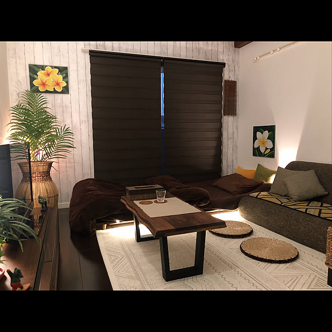 部屋全体 アジアンモダン ウォールナット家具 時計 ローベッド などのインテリア実例 19 01 12 17 51 42 Roomclip ルームクリップ