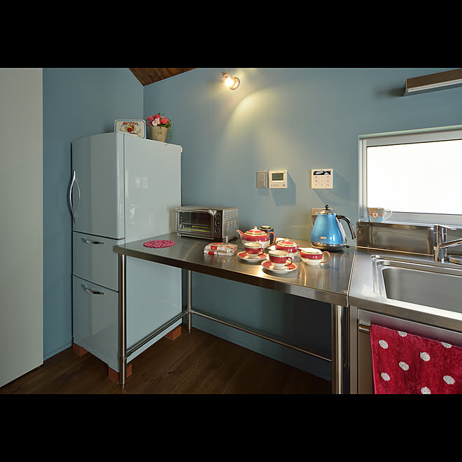 ブルー カラー冷蔵庫 冷蔵庫 インテリア キッチン などのインテリア実例 18 09 25 14 35 04 Roomclip ルームクリップ ブルー カラー冷蔵庫 冷蔵庫 インテリア キッチン などのインテリア実例 18 09 25 14 35 04 Roomclip ルームクリップ