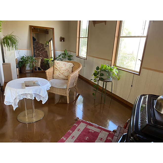 セカンドリビング 暖炉のある部屋 暖炉 義実家 日の光 などのインテリア実例 22 05 05 23 11 48 Roomclip ルームクリップ