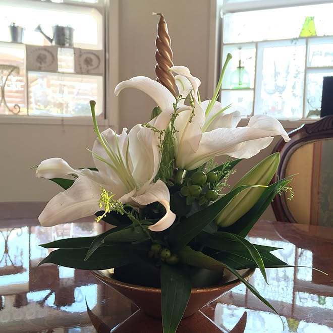 ゆりアレンジメント フラワーアレンジメント 百合の花 しゃれとんしゃあ会新入生 キャンドル などのインテリア実例 16 09 26 16 54 04 Roomclip ルームクリップ ゆりアレンジメント フラワーアレンジメント 百合の花 しゃれとんしゃあ会新入生 キャンドル などのインテリア実例 16 09 26 16 54 04 Roomclip ルームクリップ