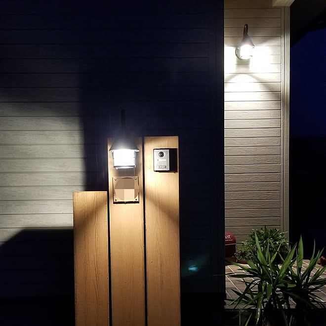 玄関/入り口/Panasonic/パナソニックドアフォン/パナソニック外灯/センサー付き照明&hellip;などのインテリア実例 202007