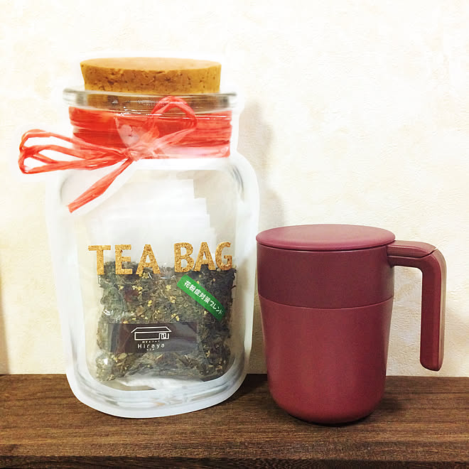 机 100均 ワッツ 花粉症対策 コルクシール などのインテリア実例 18 04 22 06 57 34 Roomclip ルームクリップ