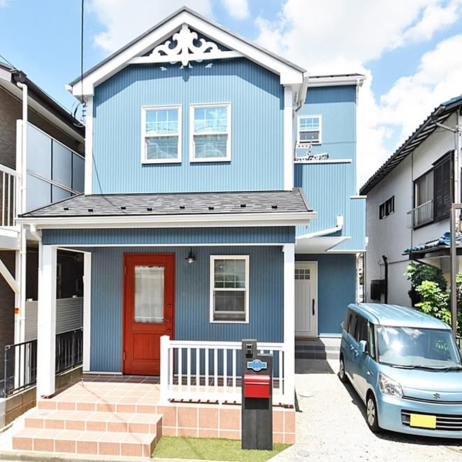 店舗併用住宅 赤いポスト 妻飾り 赤い玄関ドア アメリカン などのインテリア実例 11 15 18 52 59 Roomclip ルームクリップ 店舗併用住宅 赤いポスト 妻飾り 赤い玄関ドア アメリカン などのインテリア実例 11 15 18 52 59 Roomclip ルームクリップ