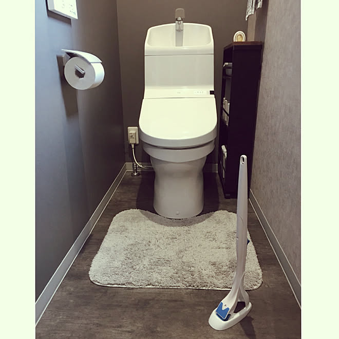 ニトリのトイレマット/カワジュン/流せるトイレブラシ/トイレ掃除/トイレットペーパーホルダー...などのインテリア実例 - 2019-09-18 10:54:59