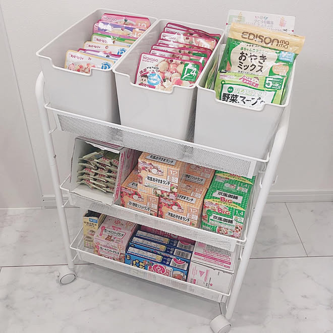 収納アイデア キッチンワゴン 離乳食収納 ホールナヴァン Ikeaワゴン などのインテリア実例 21 05 02 18 18 59 Roomclip ルームクリップ
