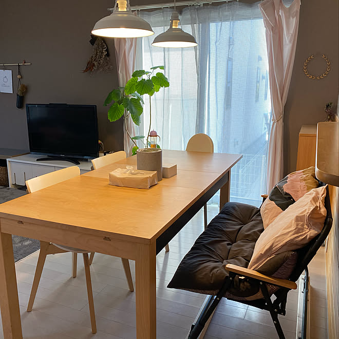 アウトドアベンチ ニトリ Ikea ダイニング 北欧 などのインテリア実例 04 17 18 56 54 Roomclip ルームクリップ