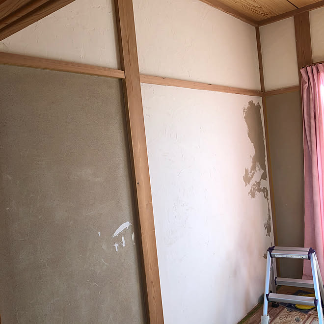 珪藻土 アマイロ 和室のある家 砂壁リフォーム 珪藻土の壁 壁 天井 などのインテリア実例 11 22 13 36 28 Roomclip ルームクリップ