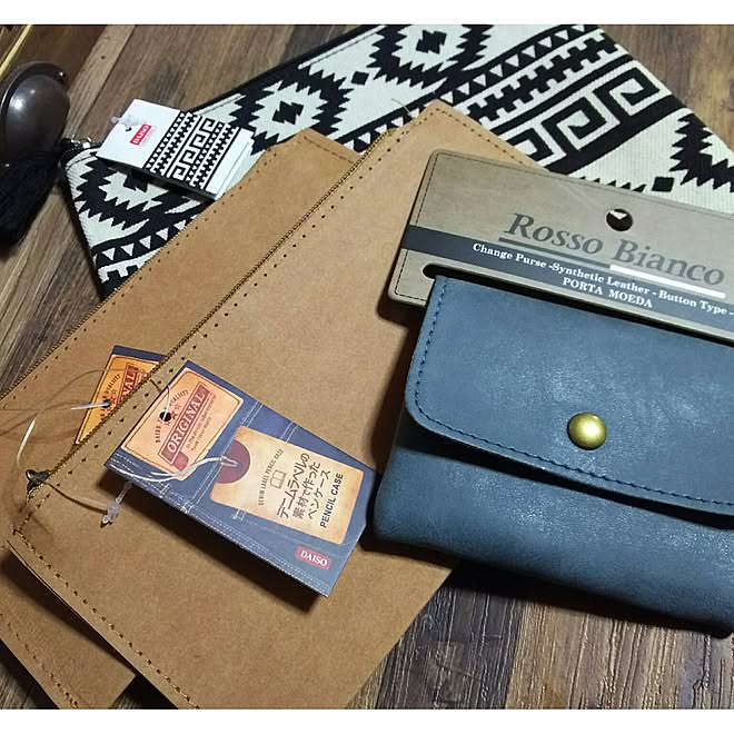 部屋全体/昨日ゲットしてきました!/ダイソー♡/デニムラベルで作ったペンケース/トライバル柄...などのインテリア実例 - 2016-12-06 08:22:02