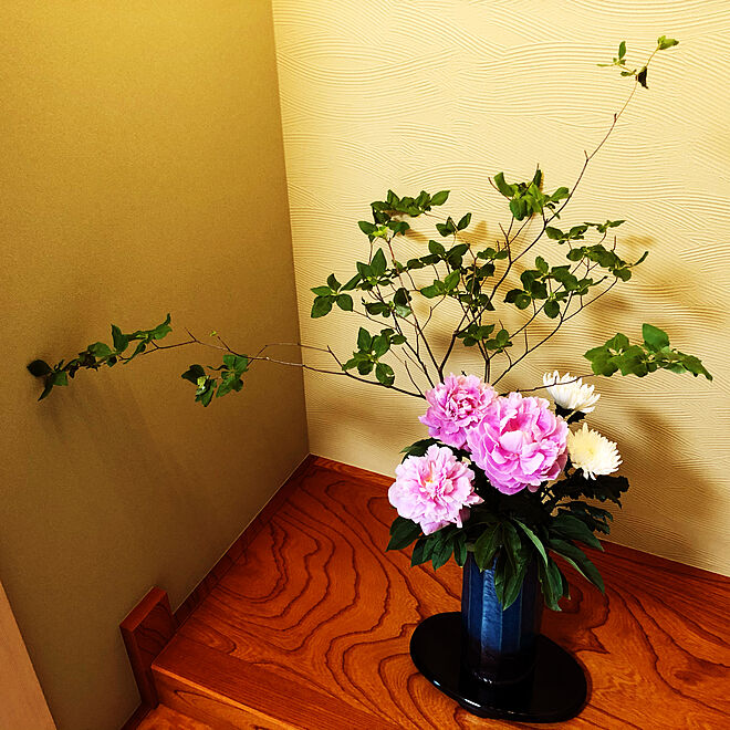 ドウダンツツジ 芍薬 花のある暮らし 床の間飾り 床の間 などのインテリア実例 05 27 22 09 55 Roomclip ルームクリップ