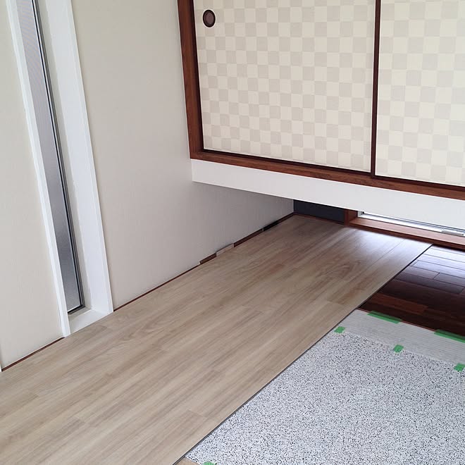 市松模様 押入れ 吊り押入れ 和室を改造 ジーロックフローリング などのインテリア実例 16 05 17 15 35 54 Roomclip ルームクリップ