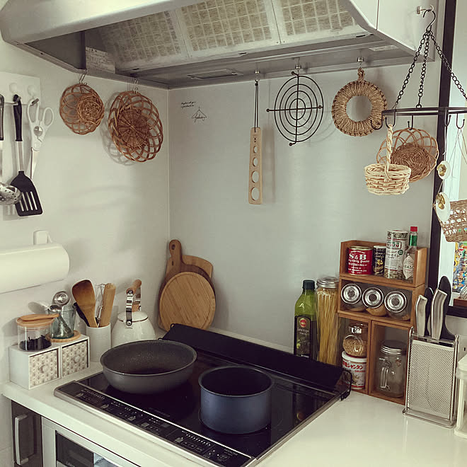 鍋敷き 包丁立て 調味料収納 ナチュラルキッチン 100均diy などのインテリア実例 21 07 28 15 50 41 Roomclip ルームクリップ