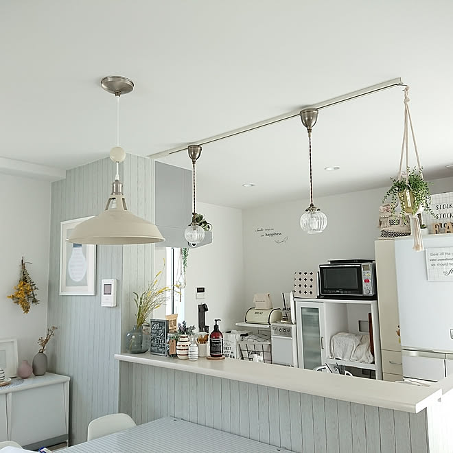 キッチン ペンダントライト こどもと暮らす キッチンカウンター Ikea などのインテリア実例 19 04 10 10 59 23 Roomclip ルームクリップ