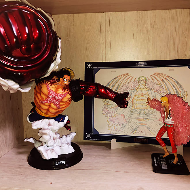 ワンピース ワンピースフィギュア コレクションケース 棚のインテリア実例 22 03 16 22 47 15 Roomclip ルームクリップ