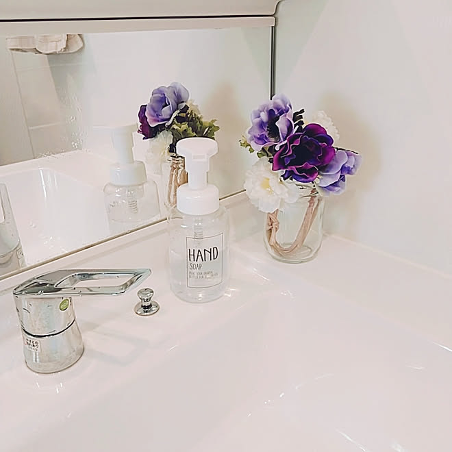 バス トイレ すっきり暮らしたい 造花 洗面台 パープル 花 などのインテリア実例 02 02 14 27 49 Roomclip ルームクリップ