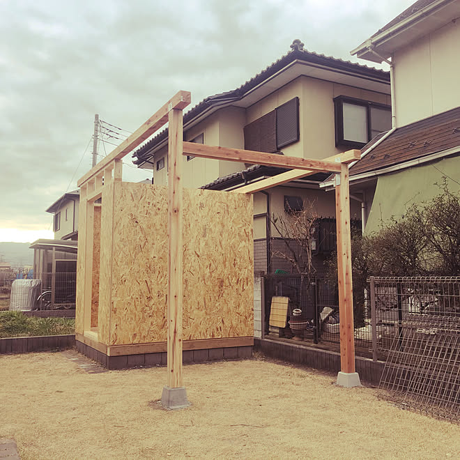 小屋diy 羽子板付束石 物置小屋 コンクリートブロック 基礎工事 などのインテリア実例 2020 09 05 14 22 03 Roomclip ルームクリップ