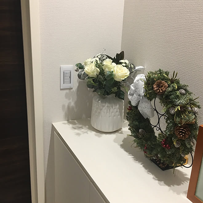 玄関 入り口 アクタスの花瓶 コストコ 北欧 ハンドメイド などのインテリア実例 18 12 19 13 31 39 Roomclip ルームクリップ