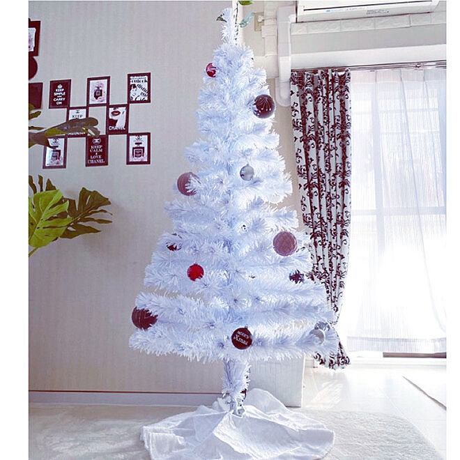 セリア クリスマス ニトリ クリスマスツリー ホワイト化 などのインテリア実例 11 03 14 37 44 Roomclip ルームクリップ