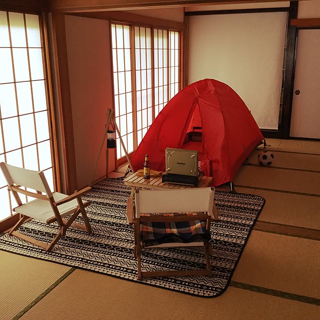 部屋全体 趣味部屋 秘密基地 しまむらのラグ アウトドア などのインテリア実例 17 04 24 15 37 00 Roomclip ルームクリップ