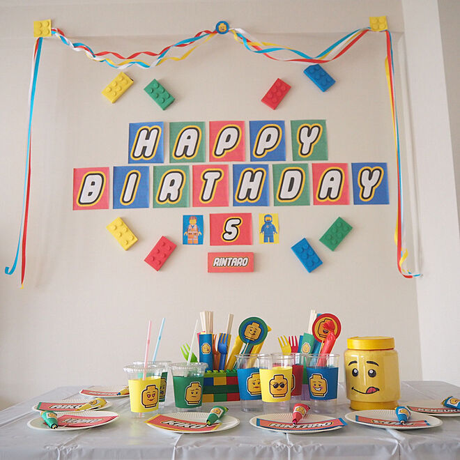 誕生日飾り Lego Lego 飾る Lego レゴ 初投稿 などのインテリア実例 01 22 00 52 24 Roomclip ルームクリップ