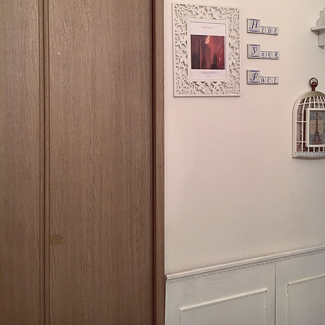 壁 天井 フォトフレーム 写真立て クローゼット タイル などのインテリア実例 17 11 05 23 55 21 Roomclip ルームクリップ