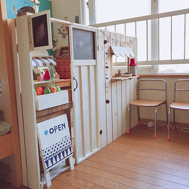 部屋全体 ドアdiy 子供小屋 ハンドメイド 木のおもちゃ などのインテリア実例 17 08 26 13 48 14 Roomclip ルームクリップ