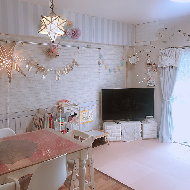 エトワールランプ/コットンボールランプ/リメイクシート/サリュ/100均...などのインテリア実例 - 2019-10-22 00:38:23