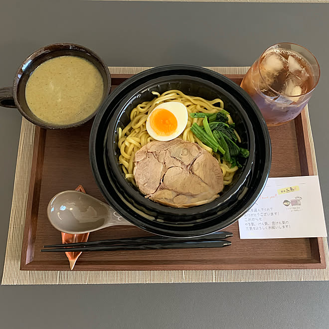 スムージー/家系ラーメン/ウーバーイーツ/机のインテリア実例 - 2021 