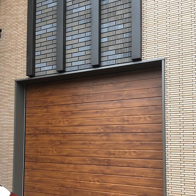 三和シャッター Euga オーバースライダー ブラウン ガレージハウス などのインテリア実例 17 11 22 44 58 Roomclip ルームクリップ 三和シャッター Euga オーバースライダー ブラウン ガレージハウス などのインテリア実例 17 11 22 44 58 Roomclip ルームクリップ