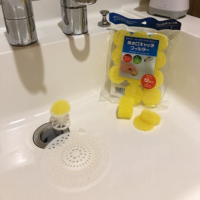 バス トイレ 排水口カバー コンタクト流したくない ポップアップ水栓 ゴミフィルター などのインテリア実例 18 03 22 15 26 47 Roomclip ルームクリップ