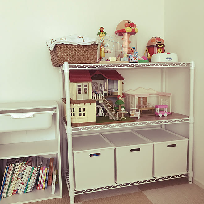 おもちゃ収納 シルバニアファミリー こどもと暮らす 片付けやすい 子供部屋 キッズスペース などのインテリア実例 04 13 19 58 Roomclip ルームクリップ