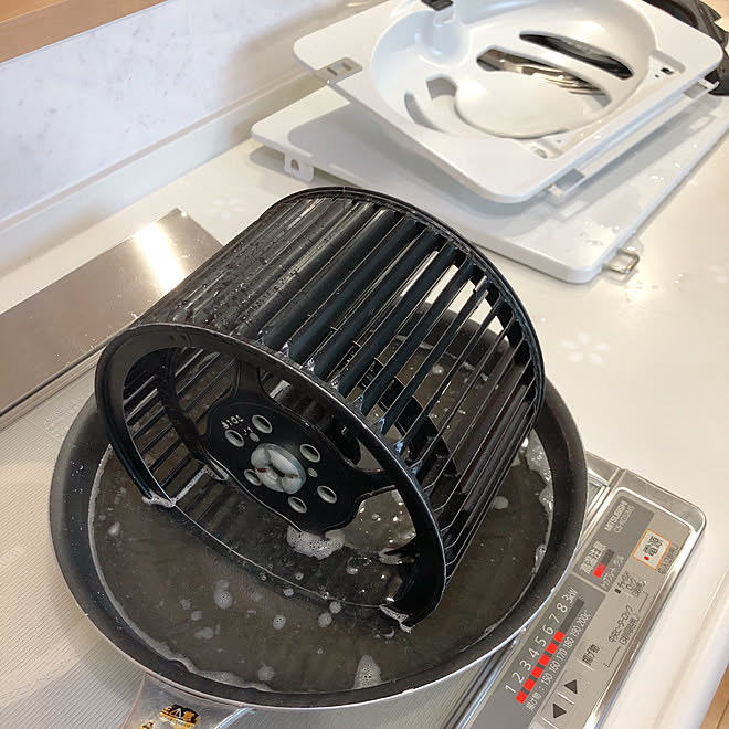 換気扇の汚れ 重曹で煮る 重曹でお掃除 換気扇掃除 大掃除 などのインテリア実例 2020 12 30 23 37 44 Roomclip ルームクリップ