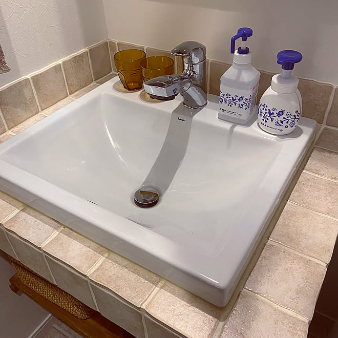 北欧インテリア ランドリールーム 100均 コップ 洗面台周り Kakudai などのインテリア実例 22 03 06 18 11 51 Roomclip ルームクリップ