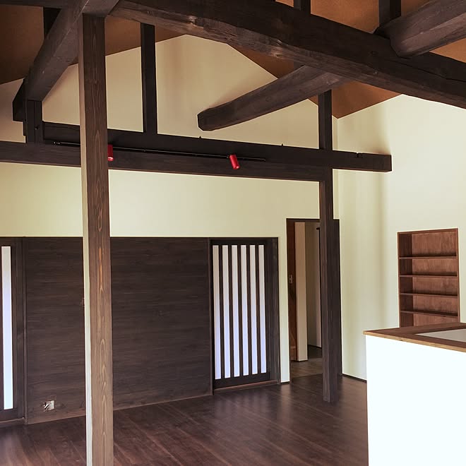 リビング 引き戸の向こうは和室 モダン和風 中古リフォームのインテリア実例 15 04 26 23 40 54 Roomclip ルームクリップ