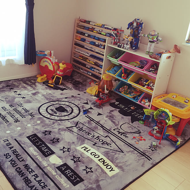 子供部屋 山善セラミックヒーターモニター応募 子供部屋 男の子 部屋全体 しまむらラグのインテリア実例 17 09 15 08 10 44 Roomclip ルームクリップ
