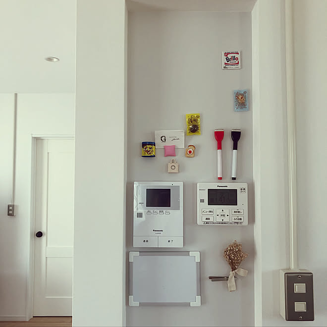マグネットクロス リモコンニッチ 壁 天井 露出スイッチ 白い家 などのインテリア実例 19 08 05 12 07 38 Roomclip ルームクリップ マグネットクロス リモコンニッチ 壁 天井 露出スイッチ 白い家 などのインテリア実例 19 08 05 12 07 38 Roomclip ルームクリップ