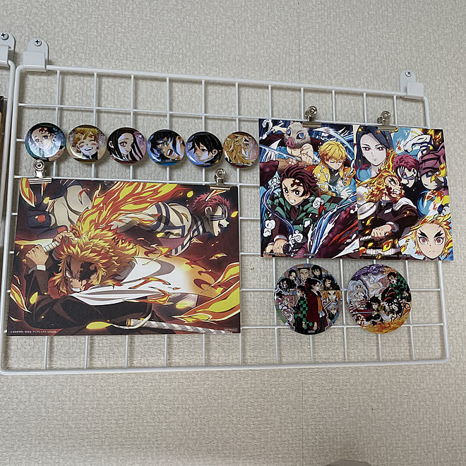 ワイヤーネット ポストカード 缶バッチ 鬼滅の刃 ダイソー などのインテリア実例 21 06 13 15 56 03 Roomclip ルームクリップ