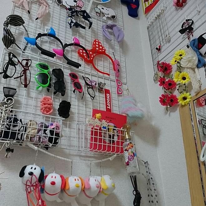 ベッド周り 女子中学生 見せる収納 ヘアアクセサリー カチューシャ などのインテリア実例 16 10 12 00 14 46 Roomclip ルームクリップ