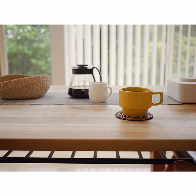 机/ダイソー テーブルランナー/コーヒータイム/無印良品/sarasa design store&hellip;などのインテリア実例 201705