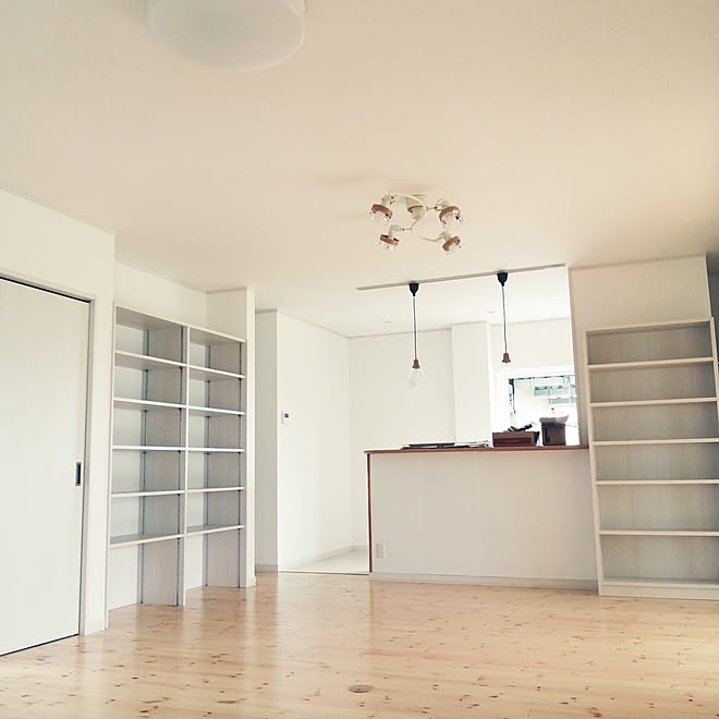 リビング 新築 照明 ホワイトインテリア ナチュラル などのインテリア実例 08 10 07 56 18 Roomclip ルームクリップ