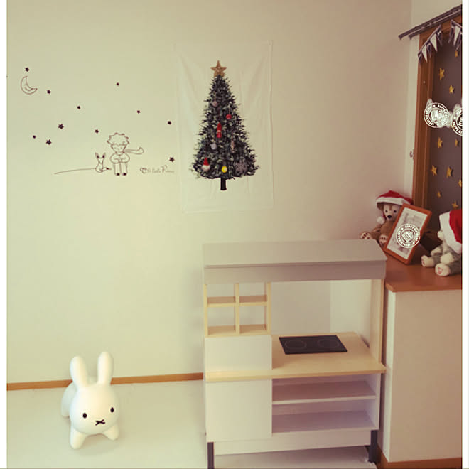 壁 天井 ウォールステッカー 星の王子さま こども部屋 ナチュラルが好き などのインテリア実例 18 11 09 08 06 45 Roomclip ルームクリップ