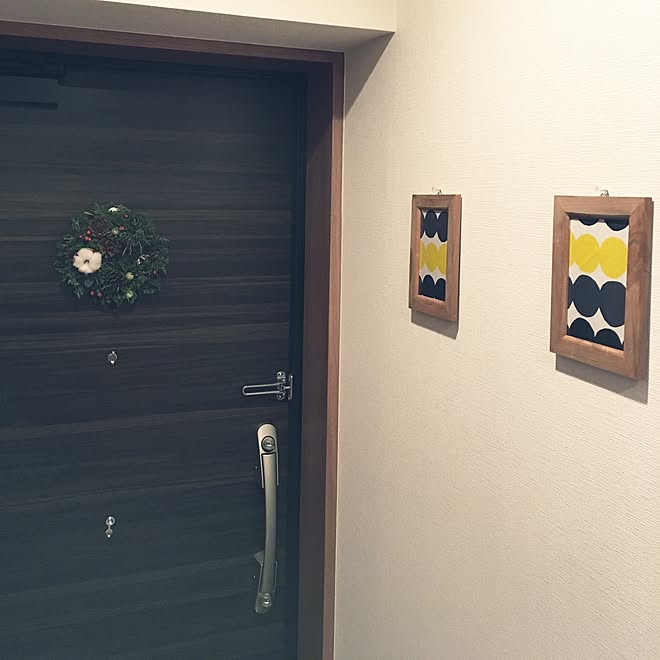 玄関 入り口 リース マンション暮らし マンション クリスマス などのインテリア実例 16 11 12 16 16 54 Roomclip ルームクリップ