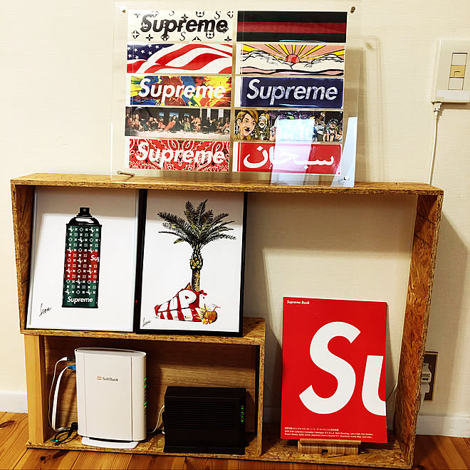 リビング/DIY/カリフォルニアスタイル/西海岸インテリア/Supremeステッカー&hellip;などのインテリア実例 20180825 20