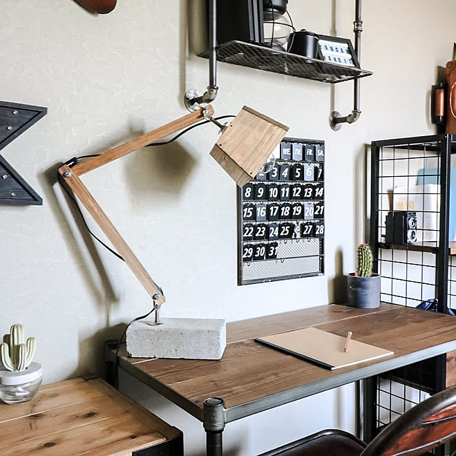 アームライト 卓上ライト ゆぴのこワークショップ Diyのある暮らし Diy などのインテリア実例 19 04 15 21 38 54 Roomclip ルームクリップ