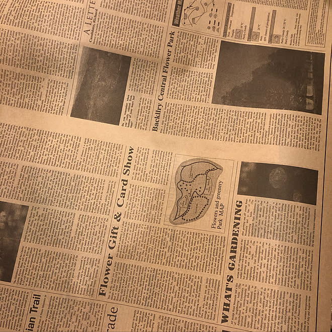 英字新聞 100円 Seria プチプラインテリア 好きなものは飾りたいタイプ などのインテリア実例 21 02 10 21 44 11 Roomclip ルームクリップ