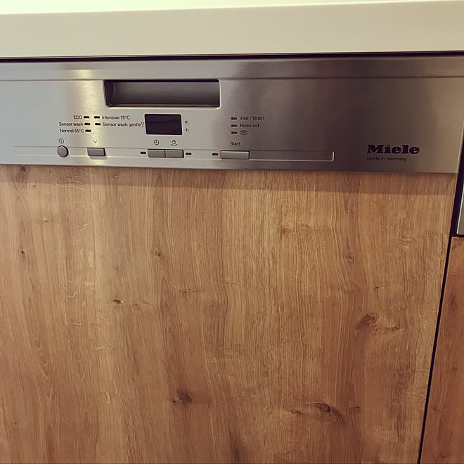 ミーレ食洗機 アレスタ キッチン リクシルキッチン ライトグレインのインテリア実例 19 02 10 15 50 51 Roomclip ルームクリップ