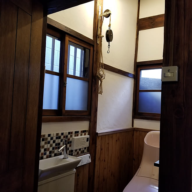 バス トイレ トイレのインテリア 古民家再生 空き家再生 古民家diy などのインテリア実例 22 02 06 08 19 23 Roomclip ルームクリップ